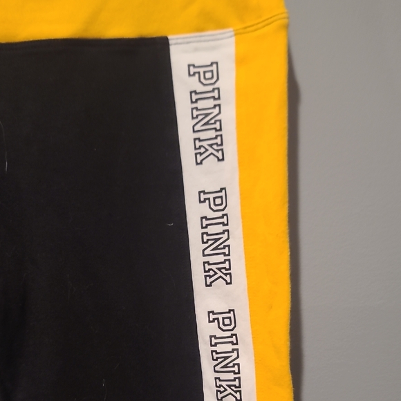 PINK Victoria's Secret Black and Yellow Kids Leggings - Picture 2 of 6